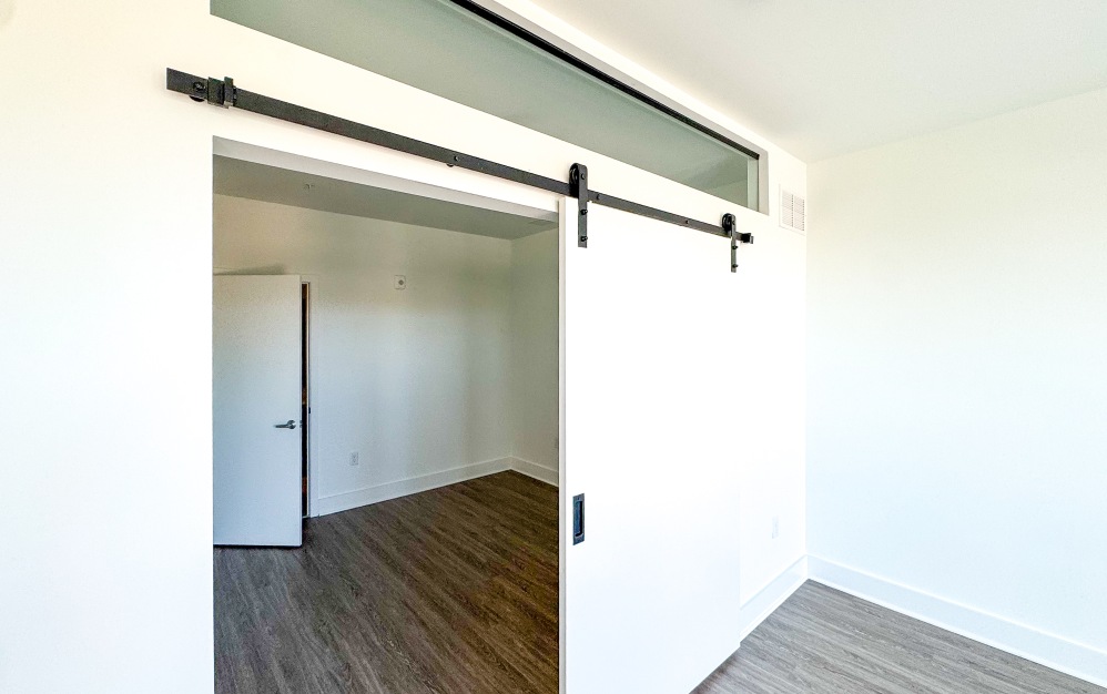 A1 - 1 bedroom floorplan layout with 1 bathroom and 690 square feet (Floor 5)